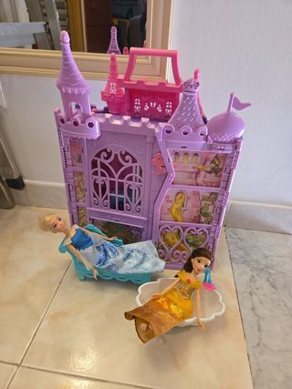 Castillo y muñecas Princesas Disney con Accesorios