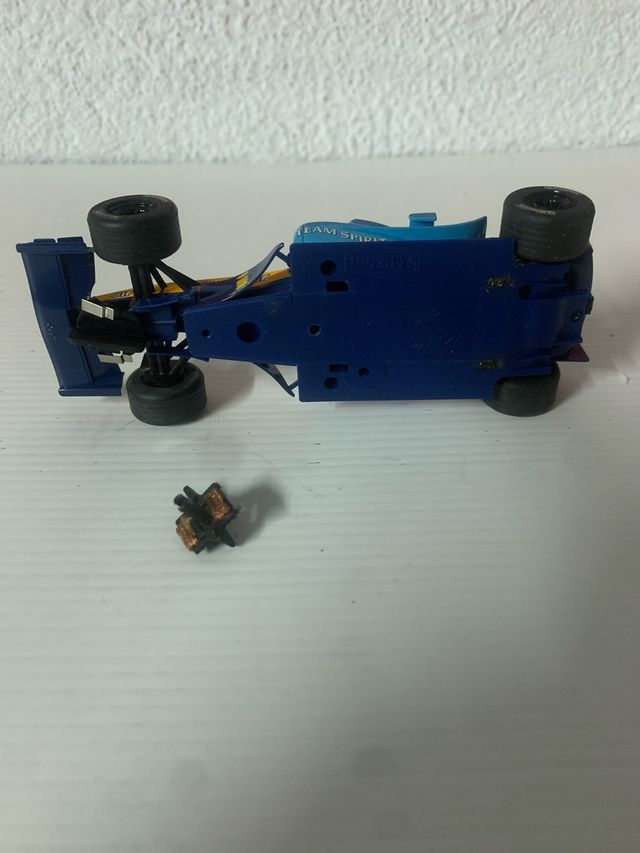 Scalextric Renault R24