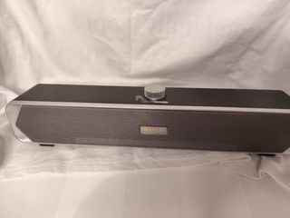 Barra de Sonido MEGANTTV Negra y Plateada