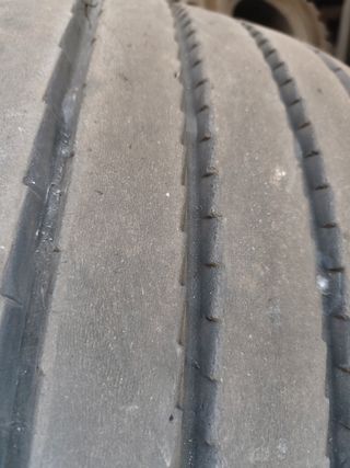 Rueda Dunlop SP246 385/55 R22.5