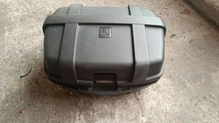 Baúl para 2 cascos
