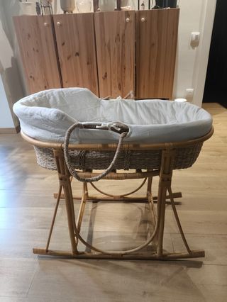 Moisés de mimbre natural con soporte y funda