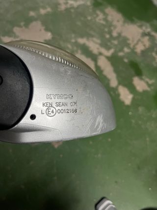 Retrovisor eléctrico KYMCO 