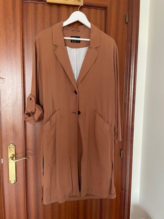 Gabardina fina Bershka S