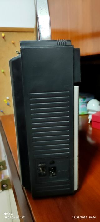 Radio Cassette Sanyo Plata/Negro