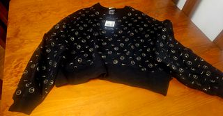 Sudadera Nike Negra y Dorada Talla XS