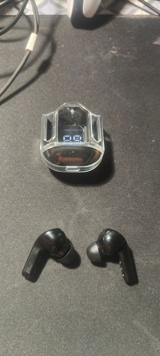 Cascos Inalámbricos Negros Sin Abrir