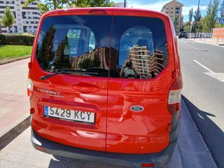 Ford Transit Courier 2017