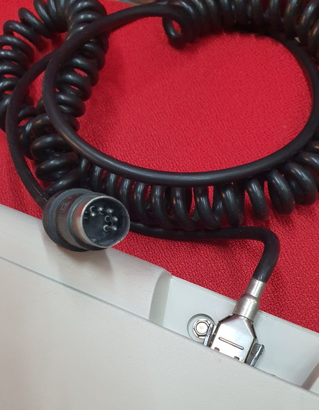 Teclado IBM Modelo M versión 1390135 Beige/Gris 87