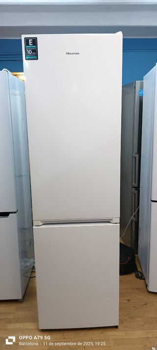 Nevera Combi Hisense
NO Frost energía A+