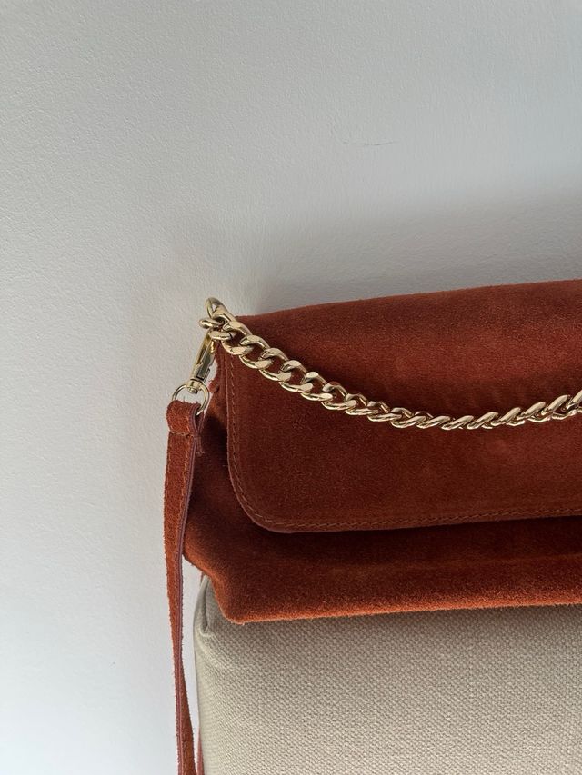 Bolso Broker color teja y Dorado