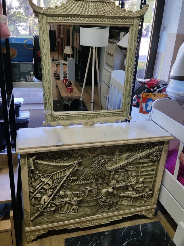 Mueble tocador con espejo oriental