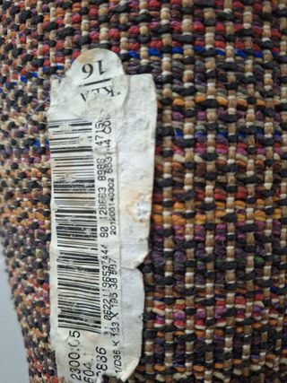 Alfombra Ikea pelo largo negra en muy buen estado.