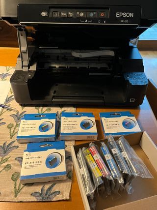 Stampante Epson XP-215 usata pochissimo