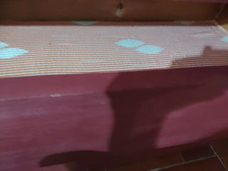 Cómoda antigua con encimera de mármol