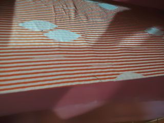 Cómoda antigua con encimera de mármol