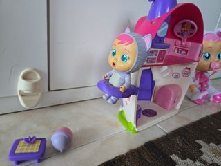 Lote: Casa Bebé Llorón + Muñeca Cry Baby Grande