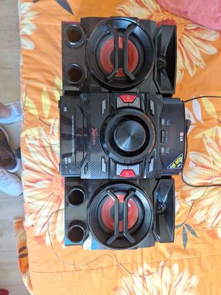 Equipo de sonido LG XBOOM