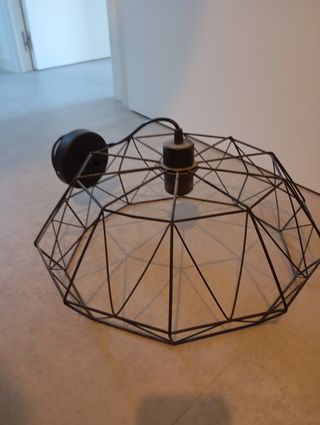 Lámpara de metal negra moderna 40cm