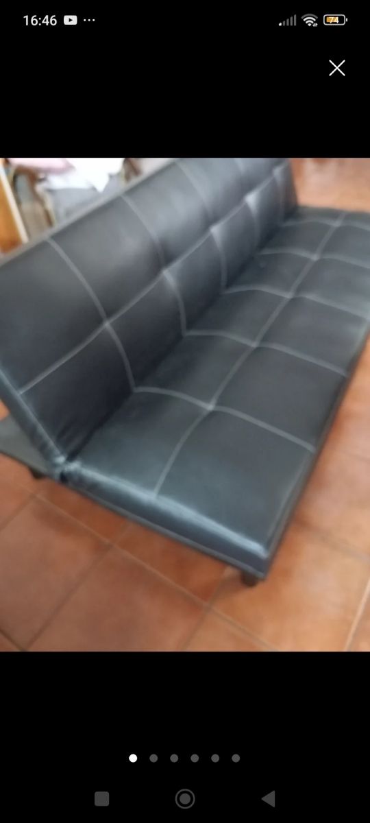 Sofá Cama Click Clack Piel Sintética seminuevo