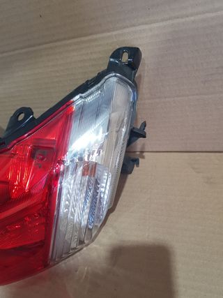 Faro Trasero Yamaha NMAX 125 2018