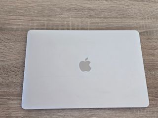 MacBook Pro 13 M2 2022 8GB 256GB Plata