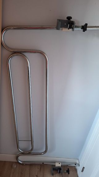 Barrera metálica para cama