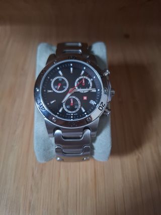 Reloj Suizo Cronógrafo Negro y Plateado
