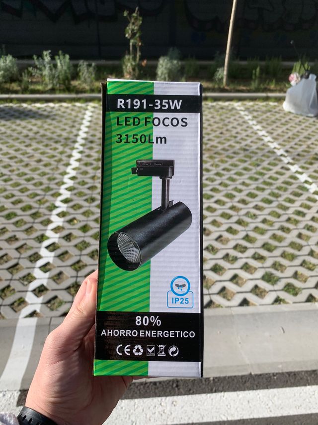 Foco LED Carril 35W 3150Lm Nuevo