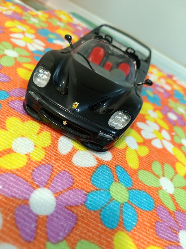 FERRARI F50 de la Marca BURAGO 1:24