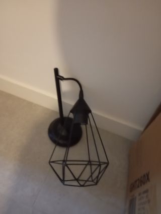 Lámpara de pared moderna negra