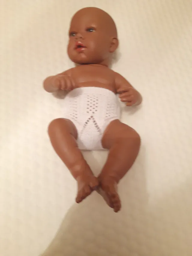 Muñecas Arias y Antonio Juan.