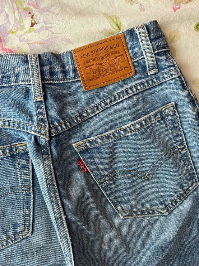 Levi's Mom Jean Talla 34