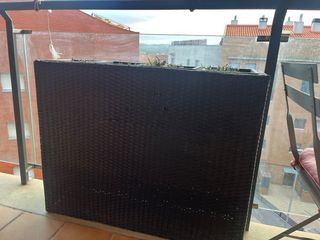 2 Jardinera de mimbre  plastico negra  49€cada una