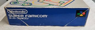 Super Famicom en caja