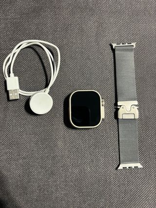 Smartwatch Ultra 49 mm in Titanio 