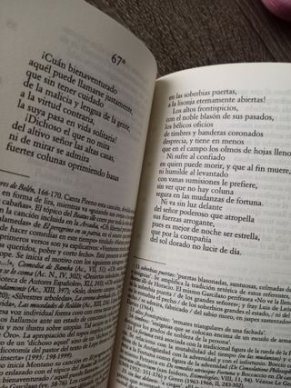 Poesía selecta (Letras Hispánicas / Hispanic Li...