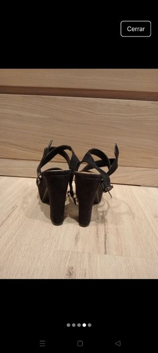 Zapatos de tacón negros