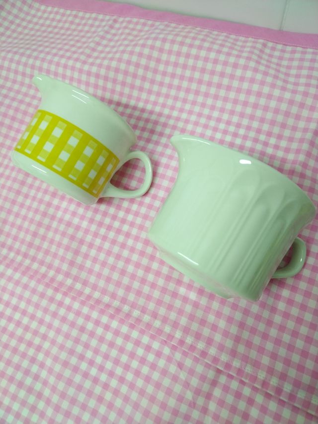 Set di 2 lattiere in porcellana