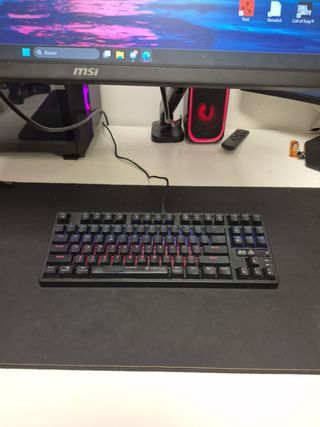 Teclado Mecánico Vertux Vertupro-80 RGB