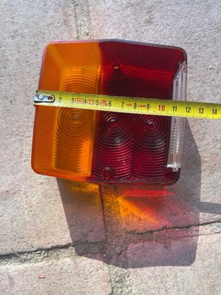 Pilotos traseros remolque