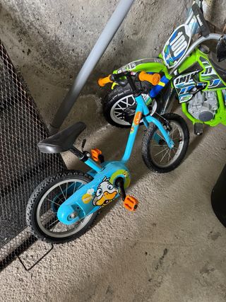 Bicicleta infantil Btwin azul