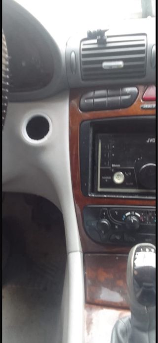 Mercedes-Benz C200 2002