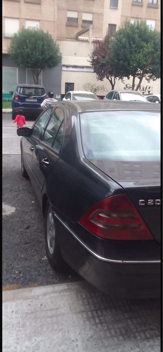 Mercedes-Benz C200 2002