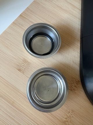 Cafetera Dedica Delonghi