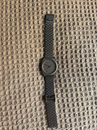 Reloj Nixon Gris Mate