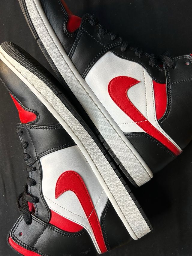 Zapatillas Nike Air Jordan 1 Mid Bred