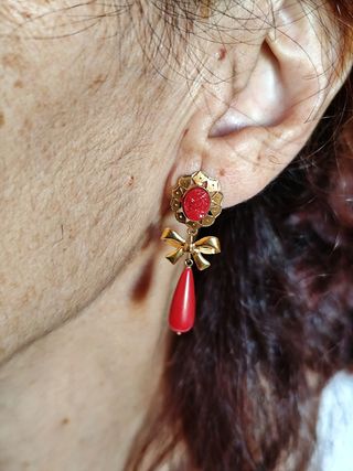 Pendientes Oro 18k con Coral