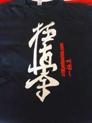 Camiseta Negra Estilo Japonés