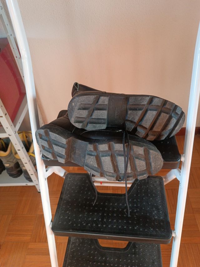 Botas militares negras talla 43